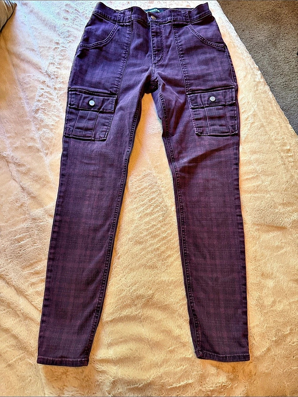Express High Rise Legging Cargo Pants burgundy, and navy plaid Size 8L